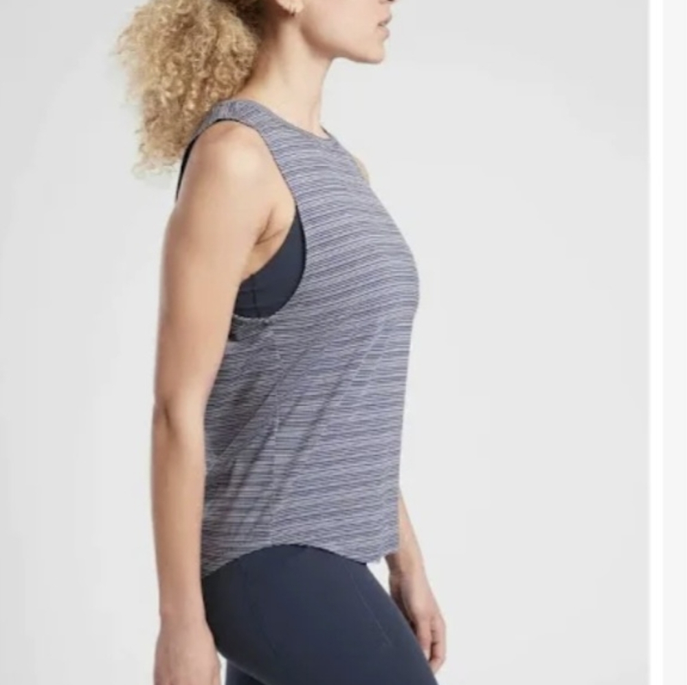 Athleta 2x Sleeveless Purple Blue Women's Striped Top